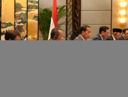 Kementerian Investasi Gandeng Produsen Kaca Asal Tiongkok Tambah Investasi Senilai USD11,6 Miliar