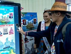 Menparekraf Luncurkan Tourist Information Center di Bandara Dortheys Hiyo Eluay Jayapura