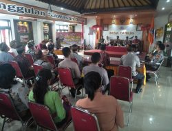 Program Jumat Curhat Polres Tabanan Berlangsung Di Desa Gubug