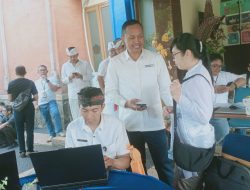 Tingkatkan Aktivasi IKD, Disdukcapil Kota Denpasar Buka Layanan Jemput Bola ke Kantor Pajak