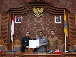 Penutupan Sidang Paripurna DPRD Denpasar