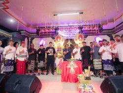 Bupati Giri Prasta Hadiri Puncak HUT Ke-42 ST. Cila Yowana Br.Batulumbung Gulingan