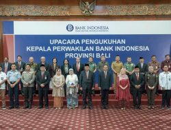 Sekda Alit Wiradana Hadiri Pengukuhan Kepala Perwakilan BI Provinsi Bali Terus Bersinergi Dukung Pengembangan UMKM dan Perekonomian 
