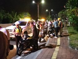 Berikan Rasa Aman Terhadap Warga Komunitas Pelabuhan Benoa melalu Kegiatan Blue light Patrol