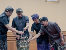 Wabup. Suiasa Lepas Peserta Utsawa Dharma Gita Duta Badung