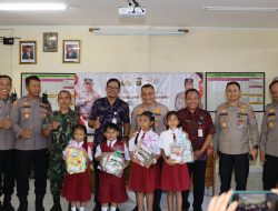 Biro SDM Polda Bali Mengunjungi Sekolah Dasar Dalam Rangka Polri Peduli Budaya Literasi