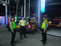 Polsek Denpasar Utara laksanakan kegiatan Blue Light Patrol Cegah Gangguan Kamtibmas