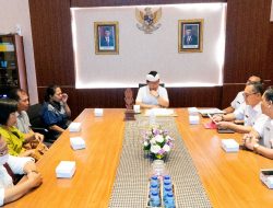 Sekda Badung Kembali Serahkan Santunan Pensiun Bagi Anggota KORPRI