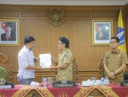 Bupati Giri Prasta Terima Tim Pemeriksa BPK RI Perwakilan Balik Sebut Anggaran Daerah Prioritas Untuk Belanja Mandatory dan Kepentingan Masyarakat