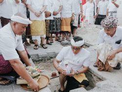 Bupati Giri Prasta Meletakan Batu Pertama Penataan Pantai dan Jalan Segara Giri Jimbaran