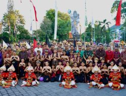 Denfest 2023 dibuka dan masyarakat tumpah ruah menyambutnya