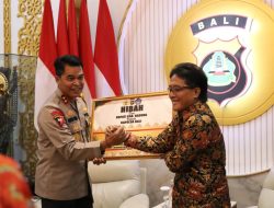 Apersiasi Kinerja Polri, Pemkab Badung Hibahkan Kendaraan Untuk Polda Bali