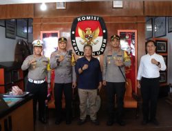 Ditahapan Kampanye Pemilu 2024, Kapolres Buleleng Pastikan Kamtibmas Tetap Kondusif, Sambangi Kantor KPU Dan Gudang Logistik Kabupaten Buleleng