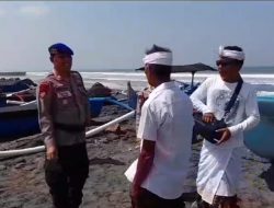 Pantau Kamtibmas, Satgas VI Banops Subsatgas Polairud Tabanan Intensifkan Giat Sambang dan Patroli Pesisir