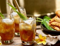 Minuman khas Bali yang sehat dan segar & wajib diburu saat holiday ke Pulau Dewata