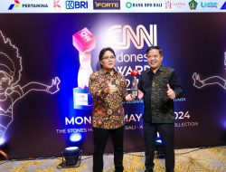 Bupati Giri Prasta Raih Penghargaan Special Reward