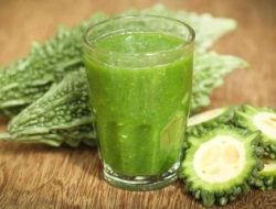 Jus Pare yang pahit,namun bermanfaat bagi kesehatan anda