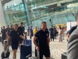 Timnas Irak tiba di Jakarta dan tebar ancaman permalukan Indonesia dikandangnya sendiri.