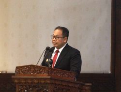 Pj. Gubernur Bali Sampaikan Jawaban Atas Pandangan Umum Fraksi Terhadap Raperda Pertanggungjawaban Pelaksanaan APBD Semesta Berencana dan Raperda RPJPD Provinsi Bali