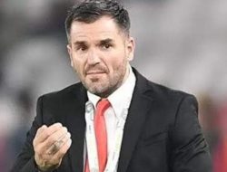 Simon McMenemy yang gagal, karena memilih pemain Timnas Indonesia untuk event dunia bergantung sepenuhnya pada nitizen