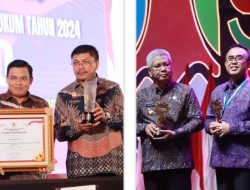 Walikota Jaya Negara Terima Dua Penghargaan Nasional.