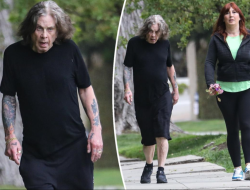 Ozzy Osbourne Sang legenda Heavy Metal yang kini berjuang melawan Parkinson dan tetap ingin tampil dipanggung