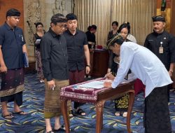 Walikota Jaya Negara Kukuhkan Kembali 6 Pejabat Eselon II dan 1 Pejabat Fungsional Dokter Ahli Utama.