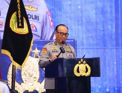 Tingkatkan Kemampuan Bahasa Inggris Personel, SSDM Polri Luncurkan Aplikasi _Digital Police English Tra.