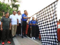 Sekda Bali Dewa Indra Lepas Peserta Jalan Sehat HUT ke-53 KORPRI, Tegaskan Pentingnya Netralitas