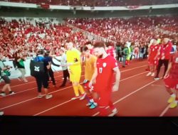 Jay Idzes dan Kevin Diks sangat terkesan dan terharu walau Timnas kalah,tetap disambut hangat supporter