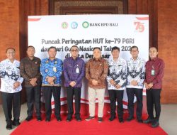 Walikota Jaya Negara Hadiri Puncak Peringatan HUT ke-79 PGRI dan HGN di Denpasar.