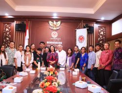 Persiapan Fashion Show Dekranasda 2025, Ida Mahendra Jaya Evaluasi Desainer Lokal