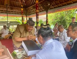 Jelang Akhiri Masa Jabatan, Pj. Gubernur Bali S.M. Mahendra Jaya Pamitan dan Mohon Doa Restu di Puri Kauhan Ubud
