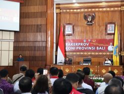 Buka Rakerprov KONI Bali, Wagub Giri Prasta Dorong Pembangunan Sport Center untuk Cetak Atlet Berprestasi