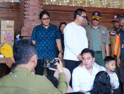 Wagub Giri Prasta Dampingi Wapres Gibran Tinjau Lokasi Pengungsi dan Pasar Terdampak Banjir di Denpasar