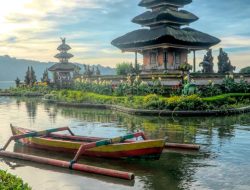Banyak turis Belanda bernostalgia ke Bali,terutama turis Belanda yang berusia diatas 60 tahun