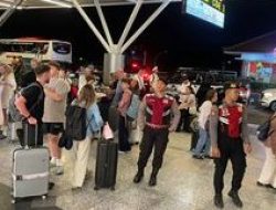 Ribuan penumpang di Bandara Ngurah Rai batal terbang , dampak dari konflik Timur Tengah