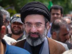 Mojtaba Khamenei terpilih secara resmi menjadi pemimpin tertinggi Iran