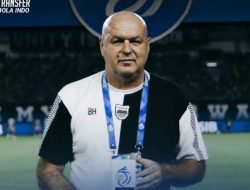 Bojan Hodak setelah 3 tahun sukses menjadi Arsitek Persib Bandung,tandatangani kontrak baru dengan salary terbaik di Indonesia