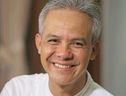 Ganjar Pranowo Serukan ‘Kembalilah TNI ke Barak’: “TNI Fokus Pertahanan, Bukan Tanam Jagung”