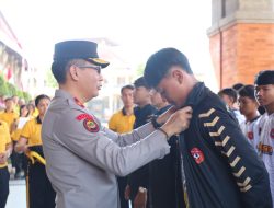 Dukung Lahirnya Bintang Sepak Bola Muda, Wakapolda Lepas Bhayangkara Bali FC ke Piala Soeratin 2026
